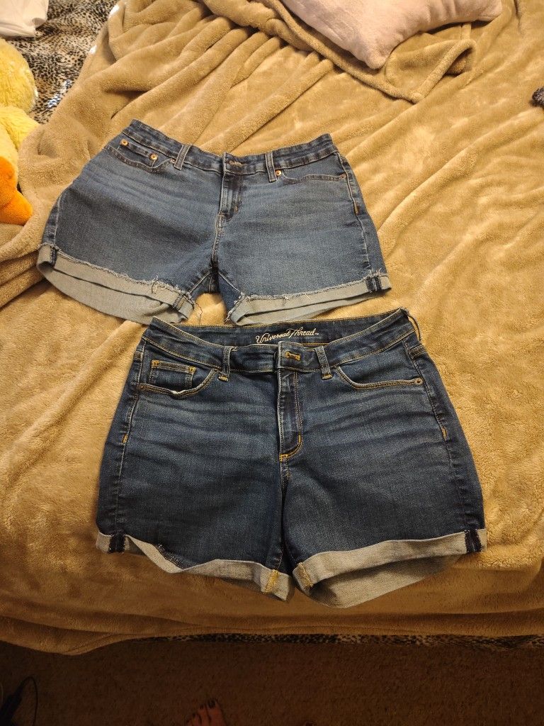 Mid Rise shorts Women's Size 8