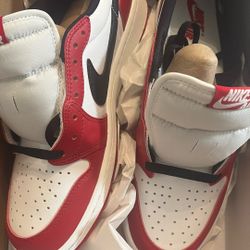 Air Jordan 1 Retro Low Chicago Size 9