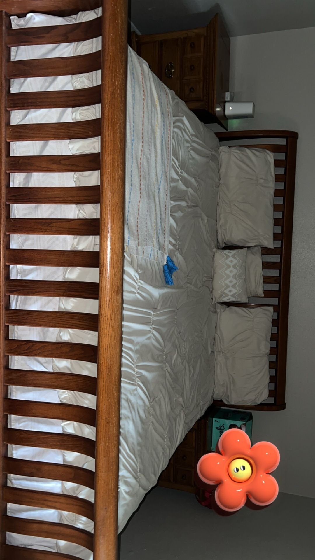 Complete Bedroom Set - Solid Wood - Includes Mattress - 600$