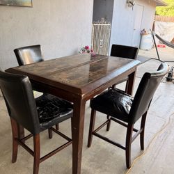Free Table