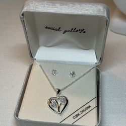 Silver Tone Heart and Heart Shaped Clear CZ Necklace Earrings Set *New in Box