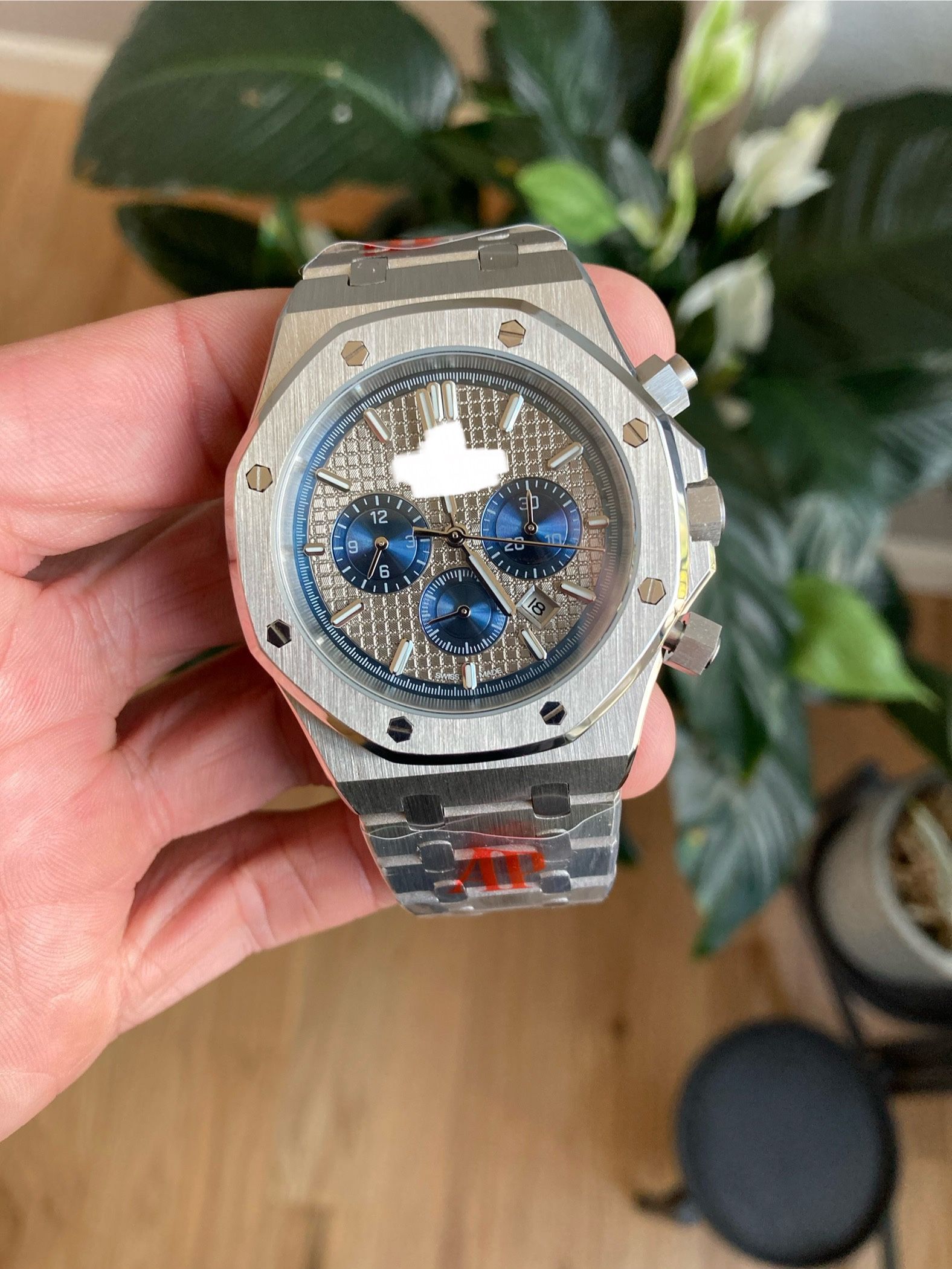 Luxury Wristwear Accessories