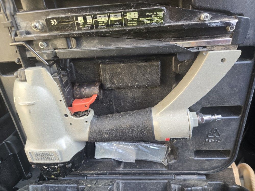 Porter Cable Finish Nailer With Case