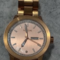 Nixon Watch