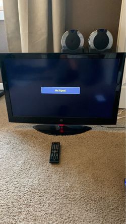 Westinghouse 32” TV cords & remote included works perfectly