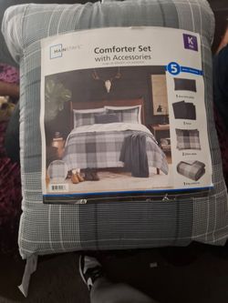 Mainstays King Comforter Set with Accessories