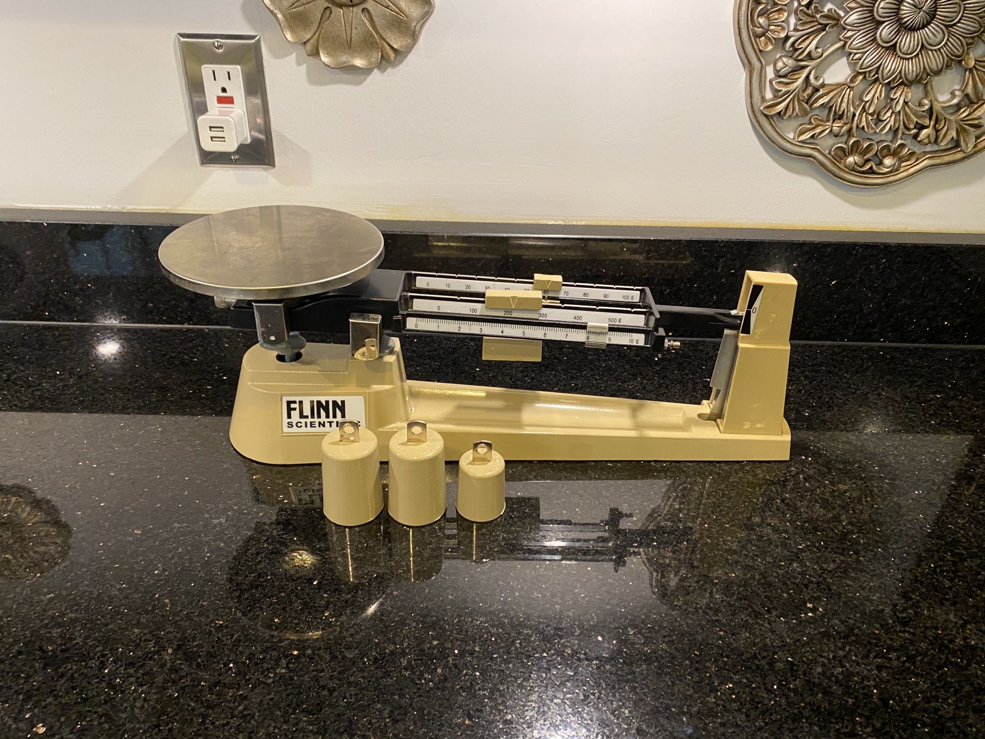 FLINN Scientific Triple Beam Balance with 3 Weight Set 2610g Capacity NEW