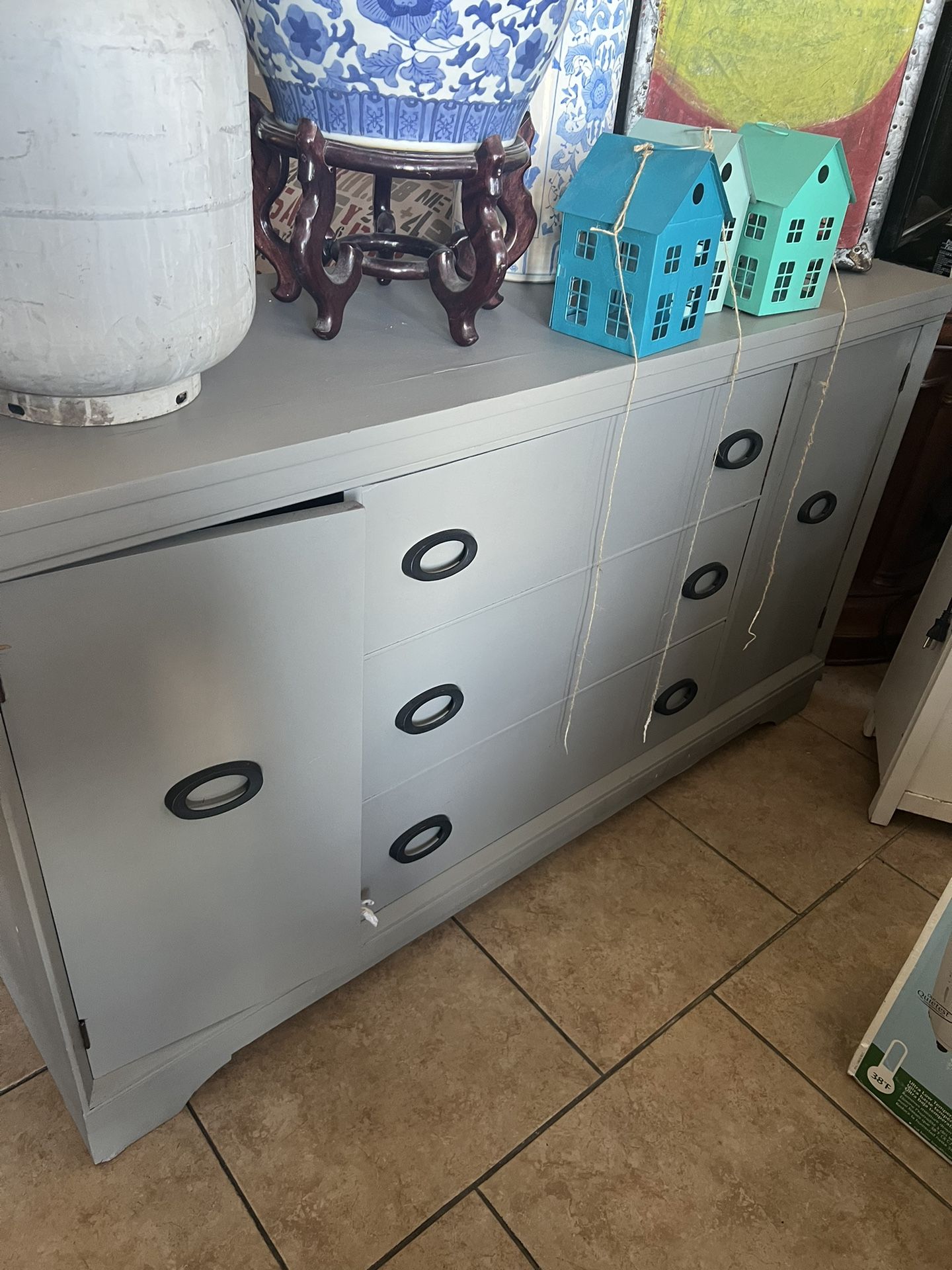 Grey Dresser