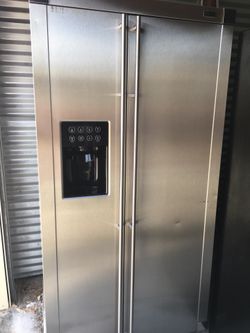Ge monogram stainless steel refrigerator