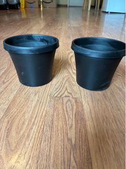 2 Hard Black Resin /Plastic Planter Pots