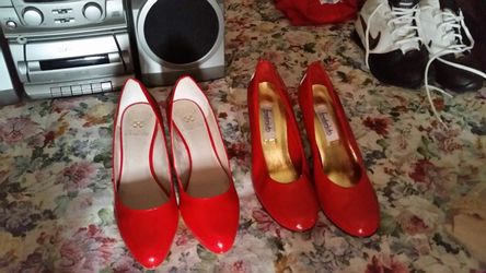 Lady's red shoes sz 8 and9