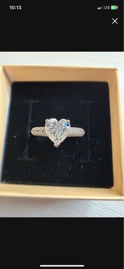 Heart ring
