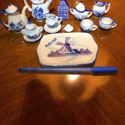 Dutch Mini tea set