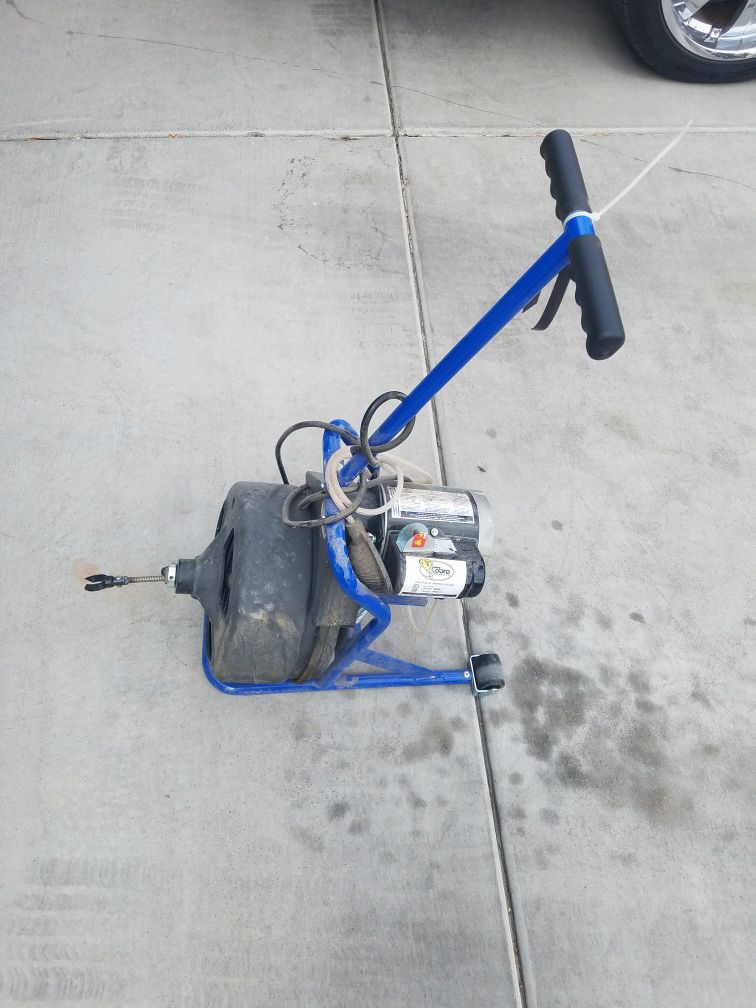 Cobra 90041 100ft Drain Cleaning Machine for Sale in Las Vegas, NV - OfferUp