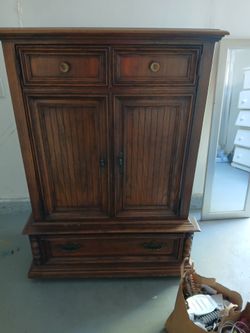 Armoire