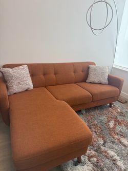 Bettie Russet 86'' Sofa + (2) Pillows
