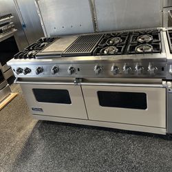 Viking Professional Custom Series 60” Double Oven Gas Range 