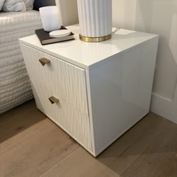 FREE Modern White & Gold Nightstands (Set of 2) – Brand New 