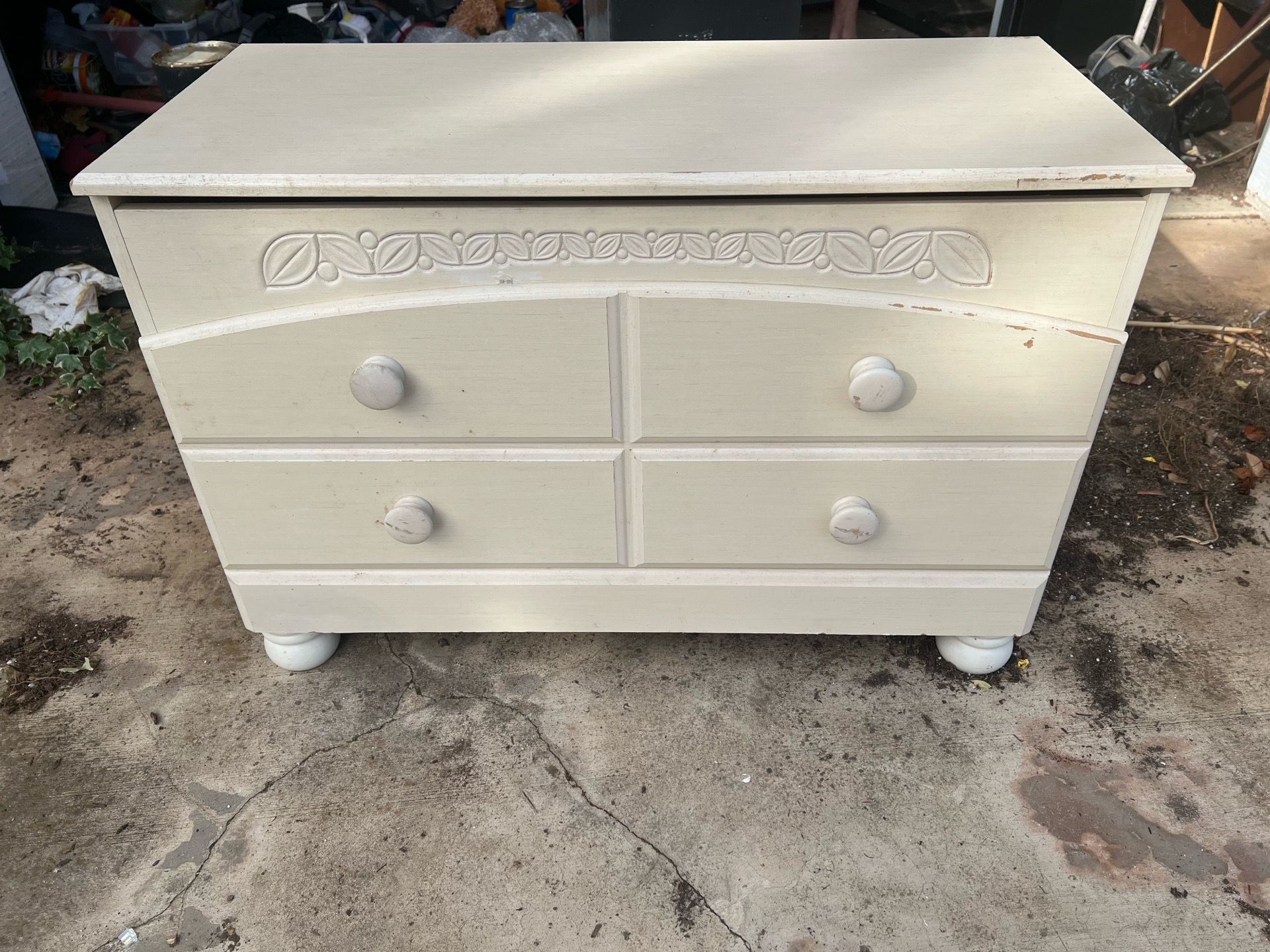Ashley furniture Cottage Retreat storage bench/ toy chest