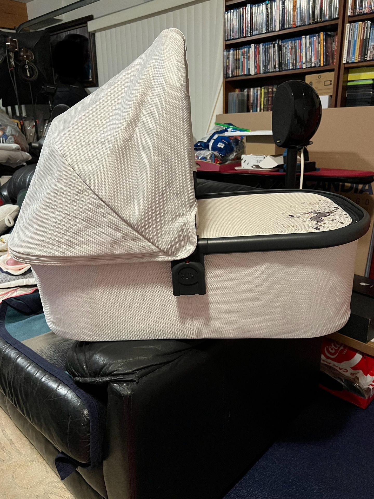 Uppababy White Bassinet Compatible With Vista V2 Stroller (Limited Edition Jade Rabbit) Stroller Not Included