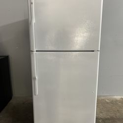 GE White Refrigerator ‼️60 Day Warranty‼️