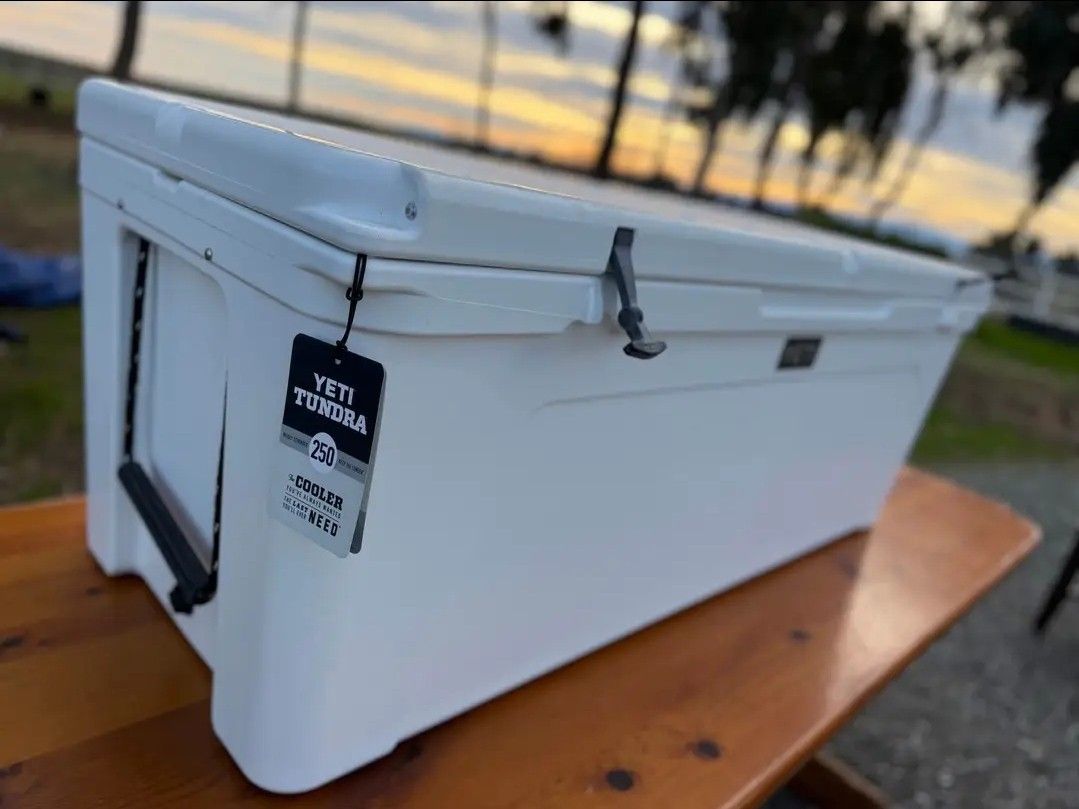 Yeti-250-Cooler