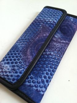 Ladies Clutch Handpurse \ Wallet Peacock Design