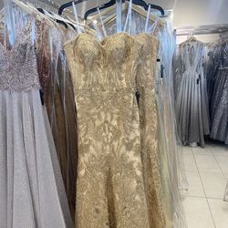 Gold prom Dress New Only Worn To Try On