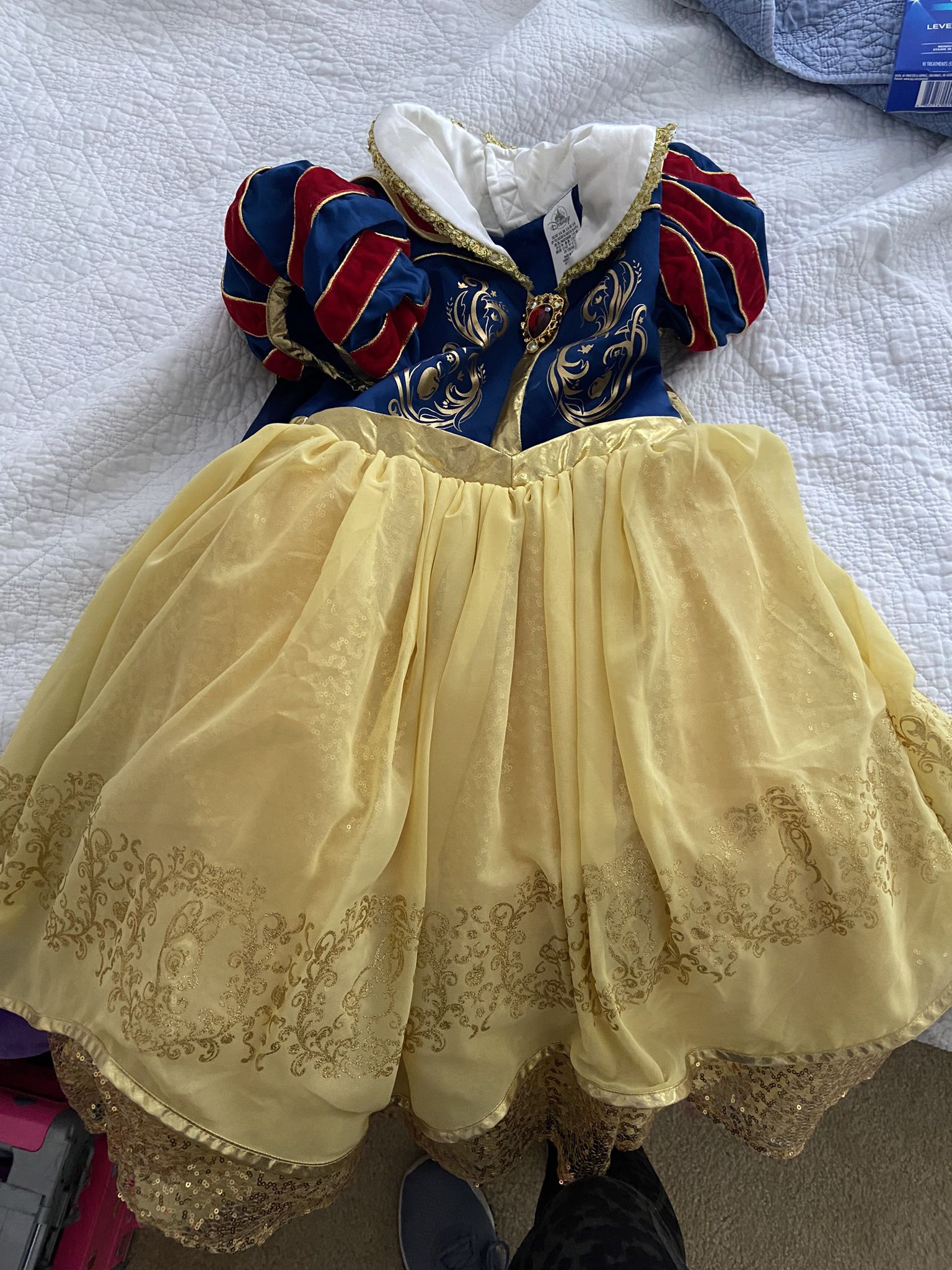 Kids Snow White Disney Princess Dress from Bibbidi Bobbidi Boutique. 