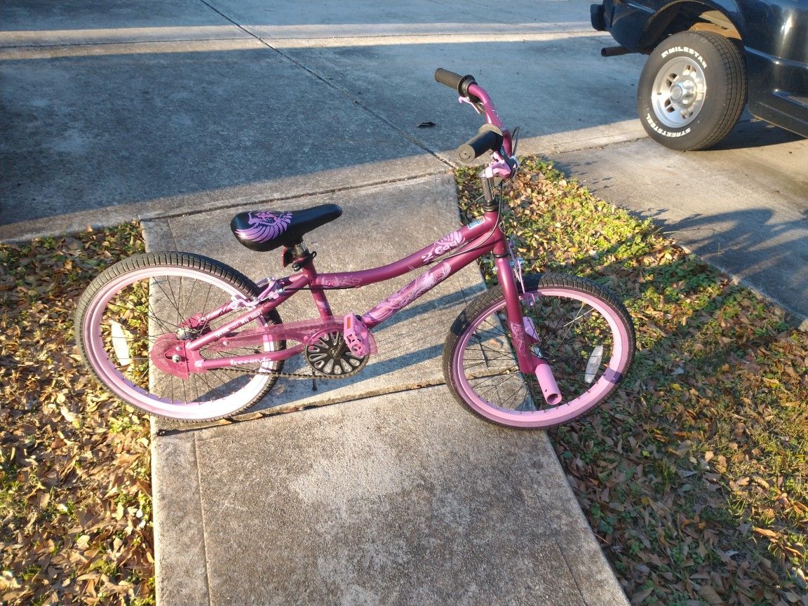 Girls 20" BMX Bike