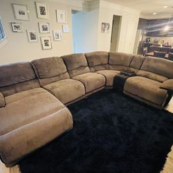 LARGE SECTIONAL FROM ASHLEYS FURNITURE