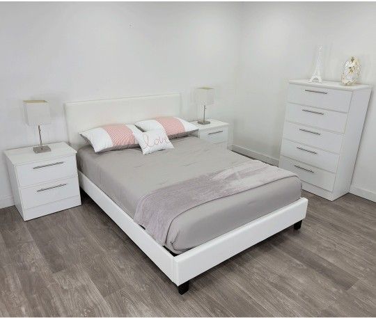 BEDROOM SET // JUEGO DE DORMITORIO