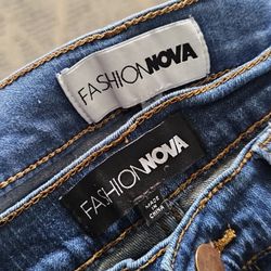 Fashion Nova Ripped Skinny Jeans, Size 9