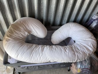 Pregnancy Pillow