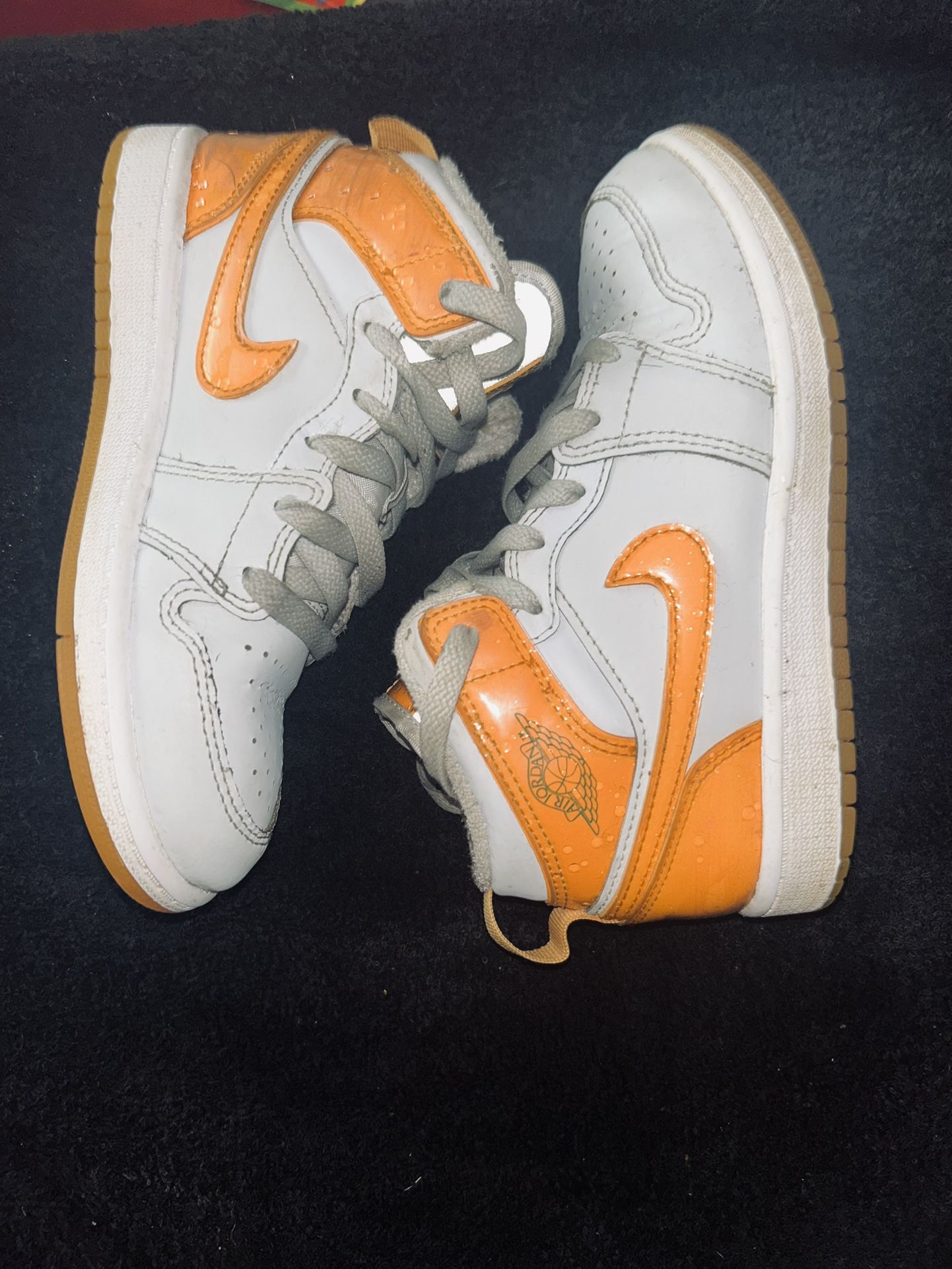 Kid Nikes