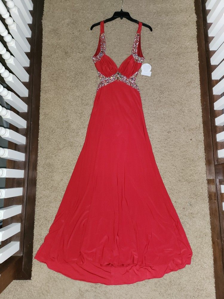 PROM DRESS  ( Size 5/6)