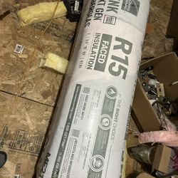 Owens Corning R-15 Faced Fiberglass Insulation Batt 15 in. x 93 in. (1 Bags)