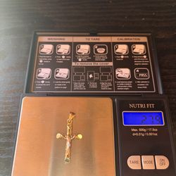 gold jesus pendant