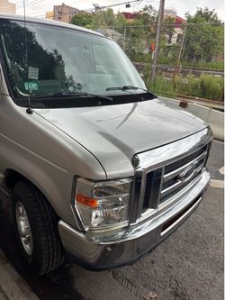 2013 Ford E-250
