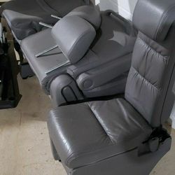 Three 2nd Row Honda Odyssey Seats