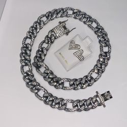 22k Stainless Steel Choker And Heart Earrings Jewelry Set
