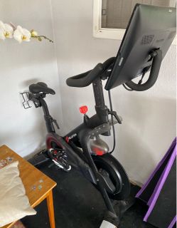 Peloton Bike