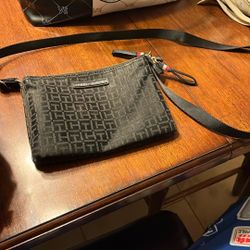 TOMMY HILFIGER HANDBAG