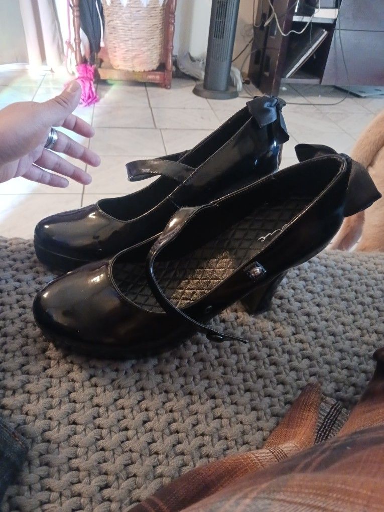 Black Bow Heels