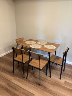 Dining set