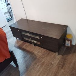 Tv Stand/Electronic Dresser