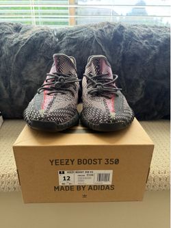 Yeezy Boost 350 yecheil (non reflective)