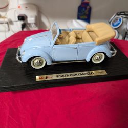 Maisto Special Edition 1951 VOLKSWAGEN  CABRIOLET Baby Blue 1:18 Very Nice!