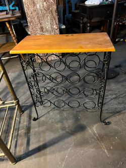 Wine rack table