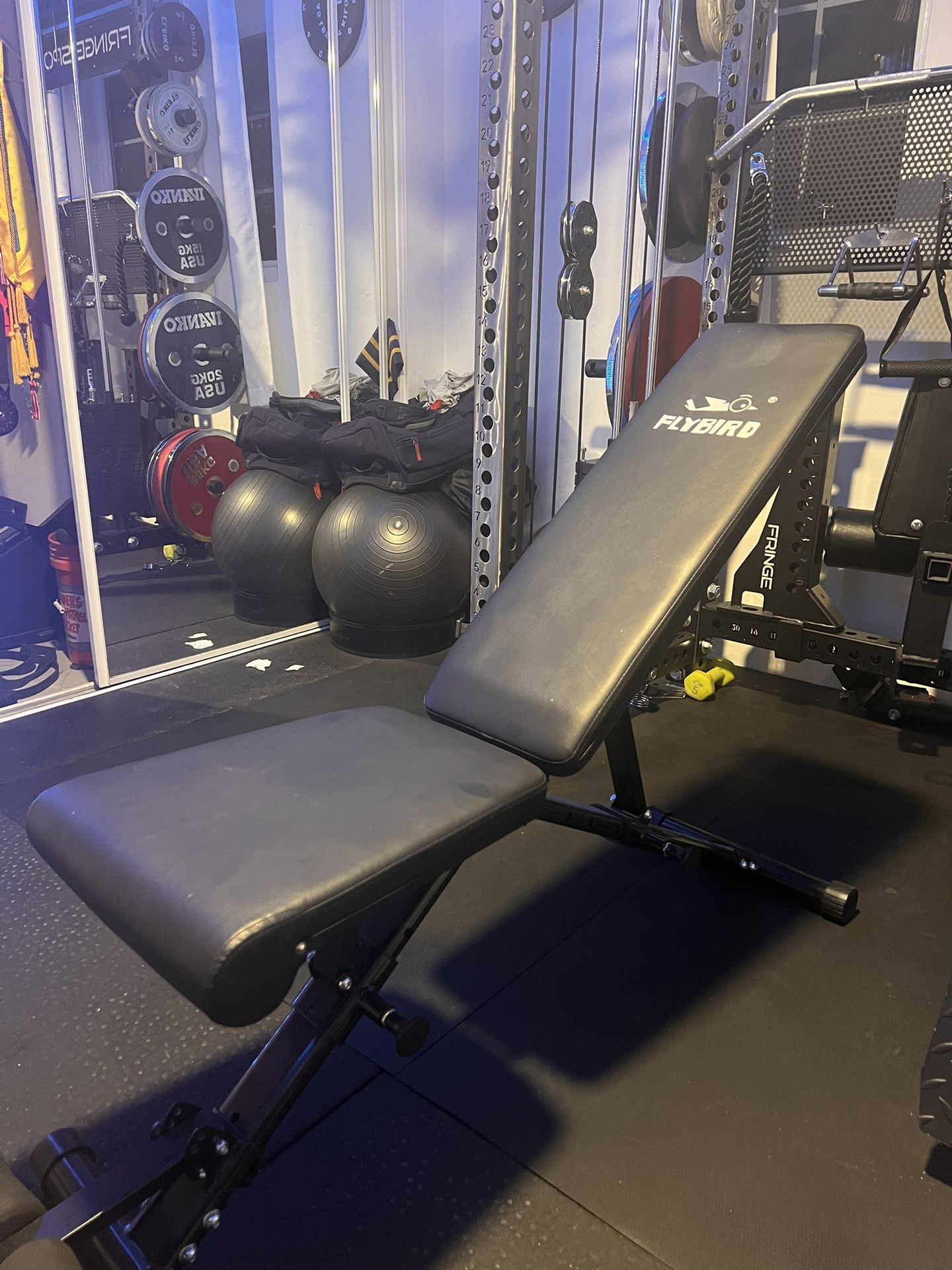 Adjustable Weight Bench